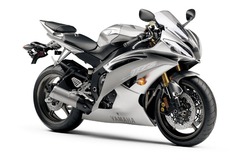 Glowing Silver Yamaha R6 Hd Wallpaper