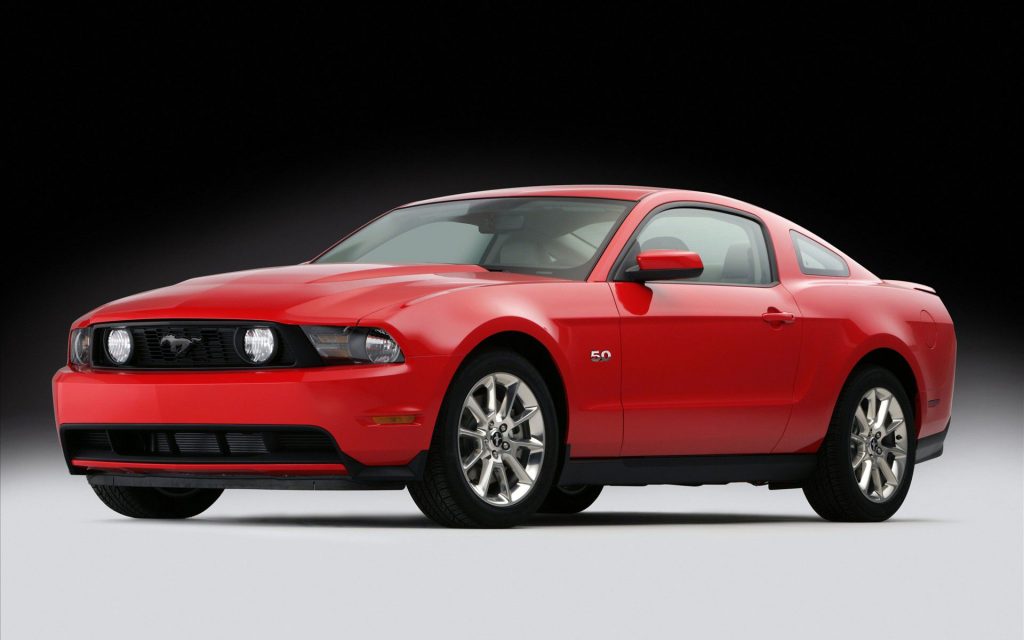 Aesthetically Pleasing Red 2011 Ford Mustang Gt 5l Fhd Wallpaper