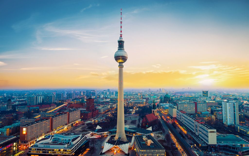 Awesome View Ernsehturm Berlin Tv Tower Germany 4k Uhd Wallpaper