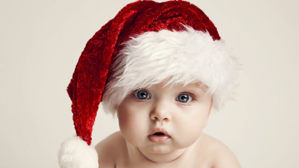 Blue Eyed Baby Santa 4k Uhd Wallpaper