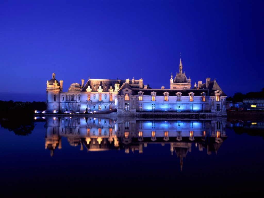 Chateau De Chantilly France Pleasant Night Hd Wallpaper