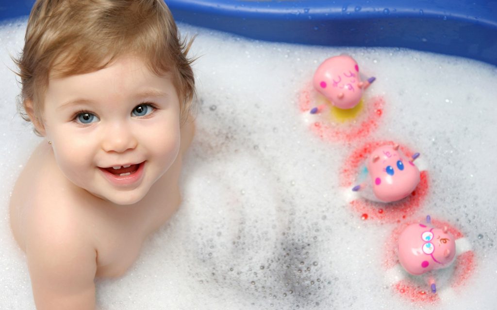 Cute Baby Cool Bath Fhd Wallpaper