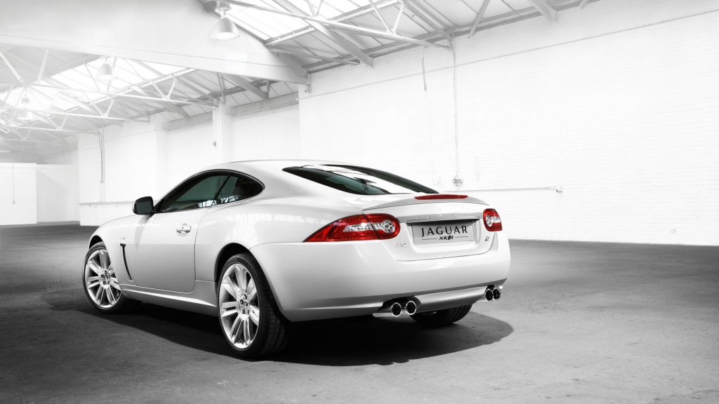 Delux White Jaguar Xkr Hdtv 1080p Fhd Wallpaper