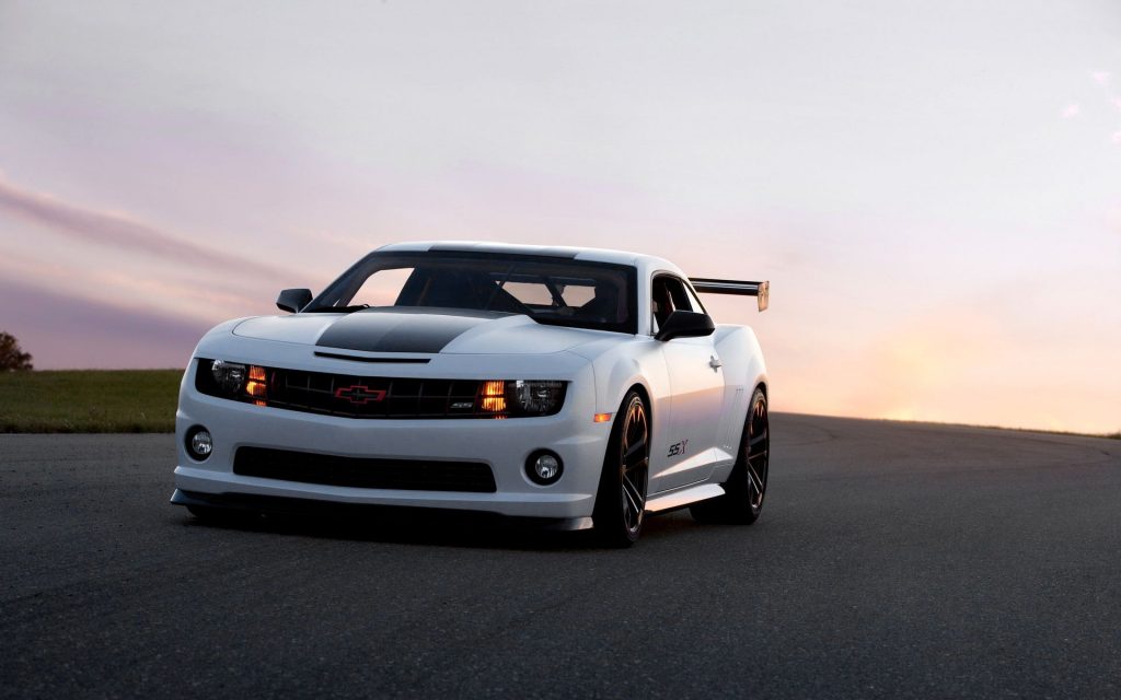 Impressive White Chevrolet Camaro Ssx Fhd Wallpaper