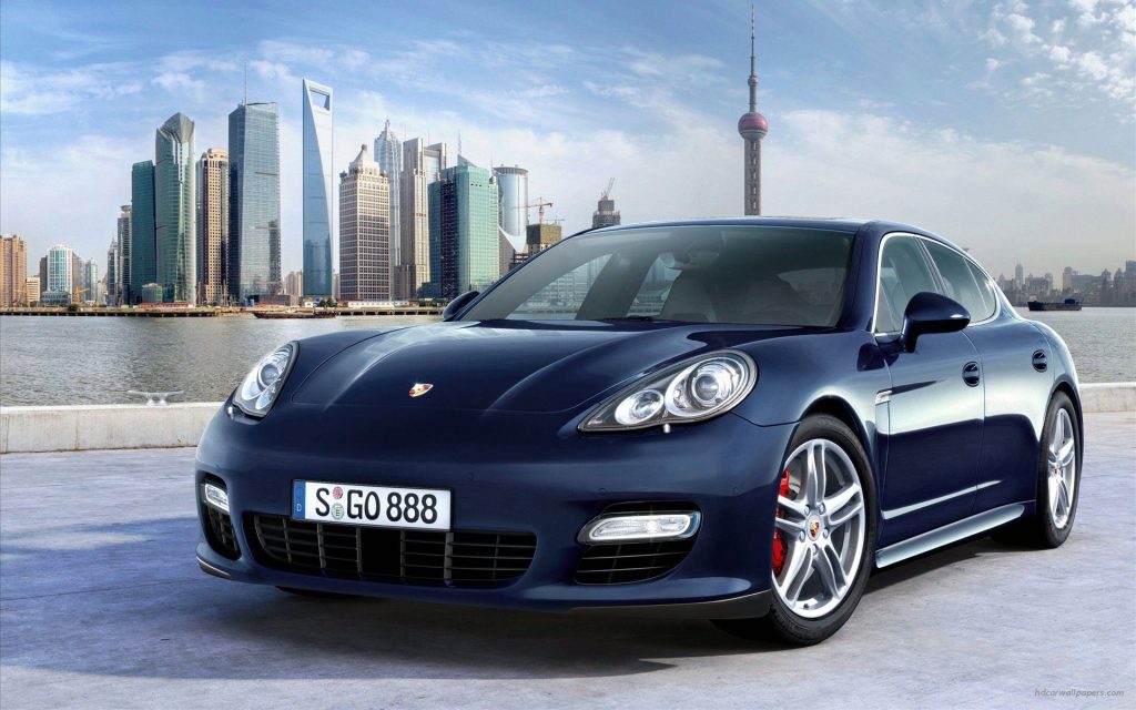 Sleek Oxford Blue 2010 Porsche Panamera 9 Fhd Wallpaper