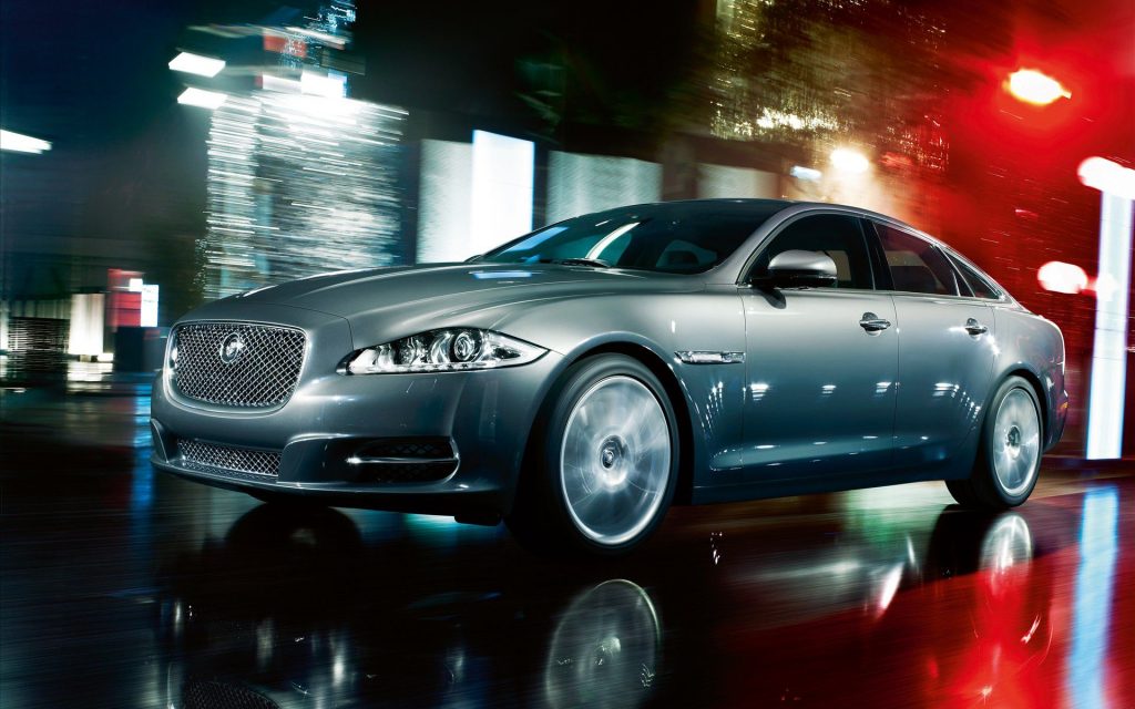 Stunning Black Luxuory 2010 Jaguar Xj 5fhd Wallpaper