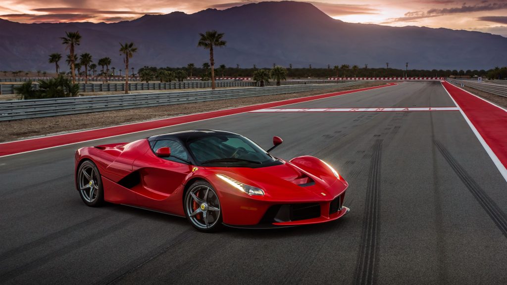 Superb Red Ferrari Laferrari 2017 Uhd 4k Wallpaper