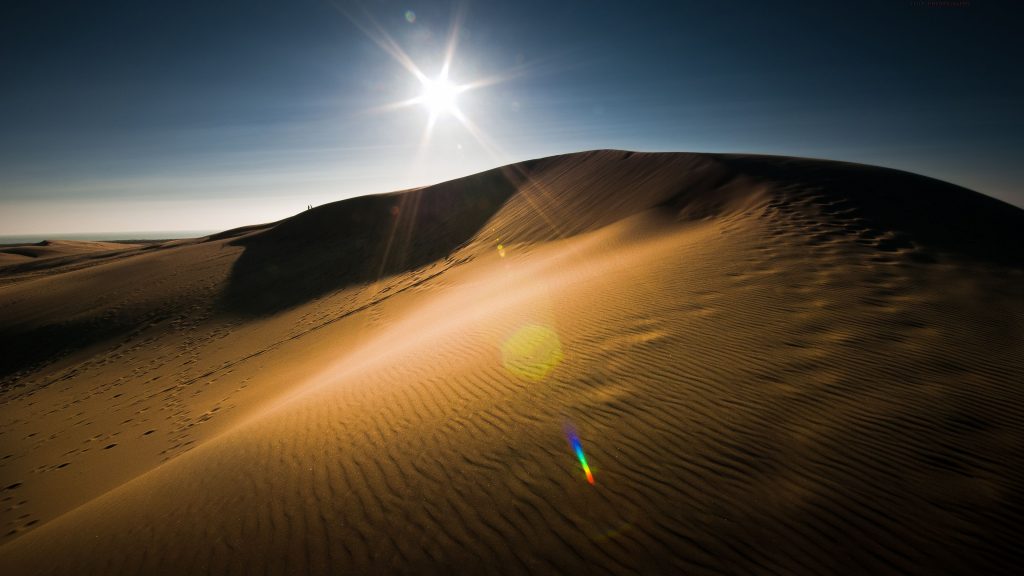 Dazzling Desert Sun 4k Uhd Wallpaper