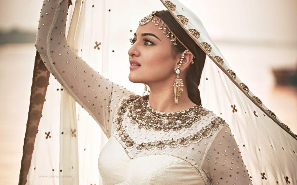 Gorgeous In White Sonakshi Sinha Beautiful Fhd Wallpaper