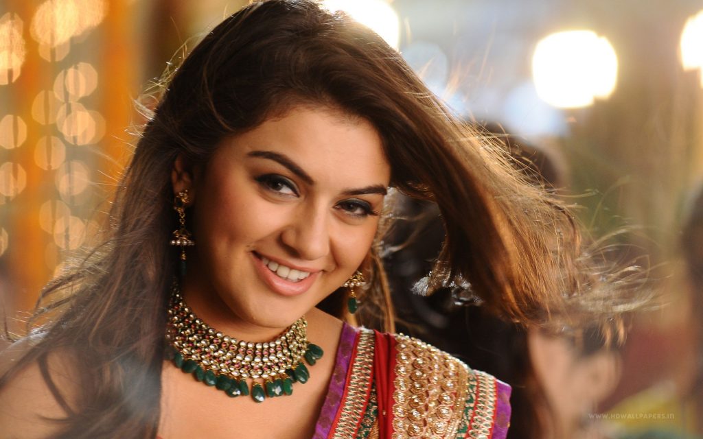 Hansika Motwani Cute Smile Fhd Wallpaper