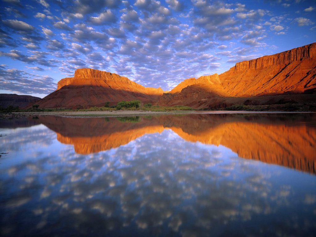 Reflection Buttermilk Clouds Colorado River Hd Wallpaper