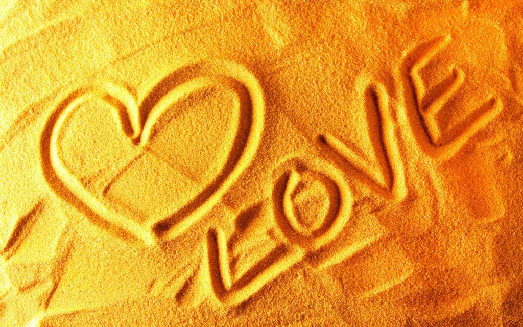 Sandy Love Heart Fhd Wallpaper